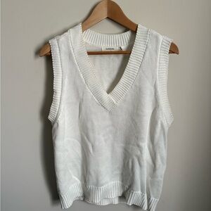 Glassons White Knit Sweater Vest